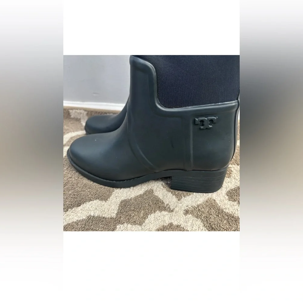 Tory Burch Navy Blue Footwear